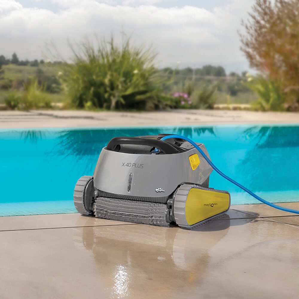 Dolphin X40 Plus Robotic Pool Cleaner with 18m Cable - Includes Caddy